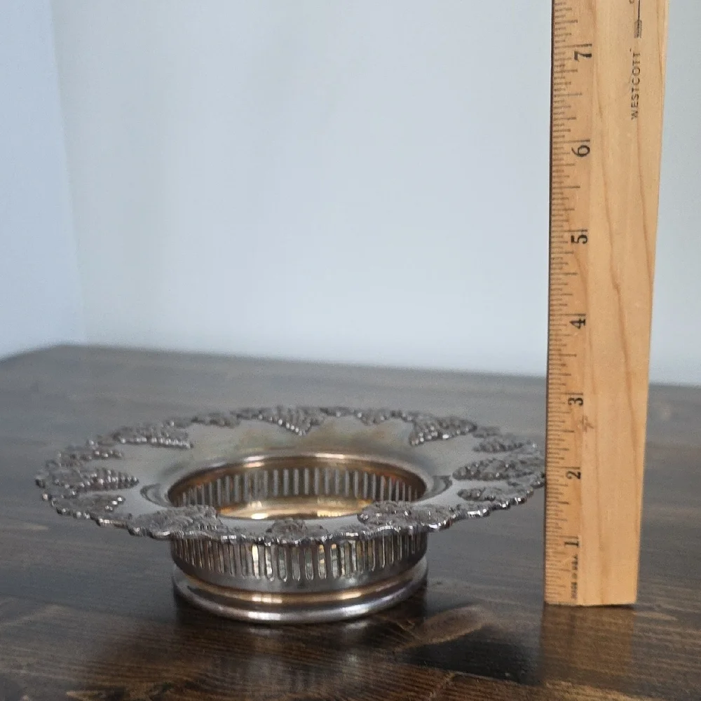 Silver Plate‎ Grape Cluster Champage, Wine with Leaf Design, SHEFFIELD